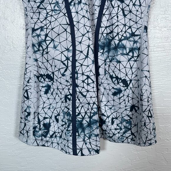 Lululemon Women 8 White Navy Blue Pedal Pace Zip Tank Padded Mesh Athleisure - Picture 6 of 9